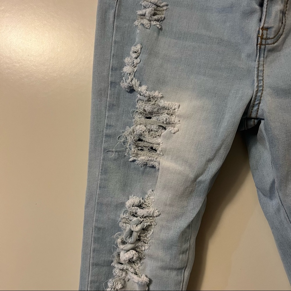 High Rise Destructed Jeans - Picture 2 of 7
